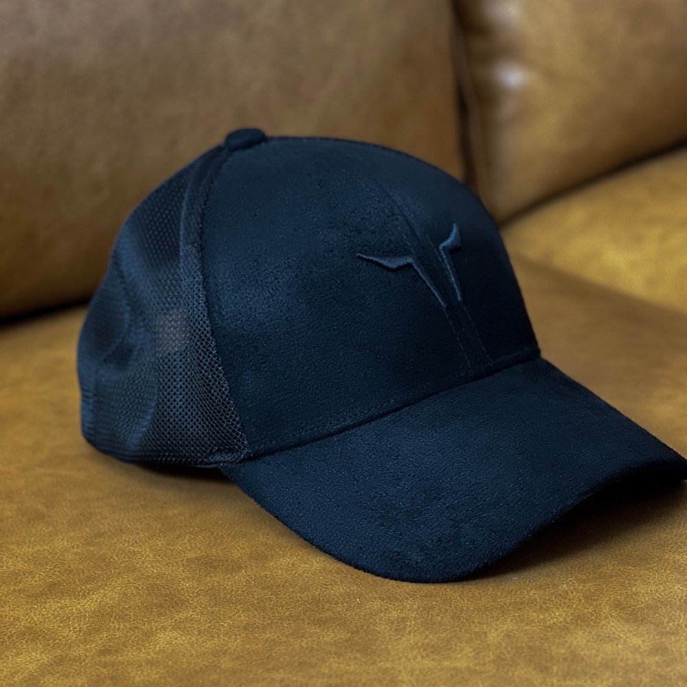 WOLF TRUCKER CAP